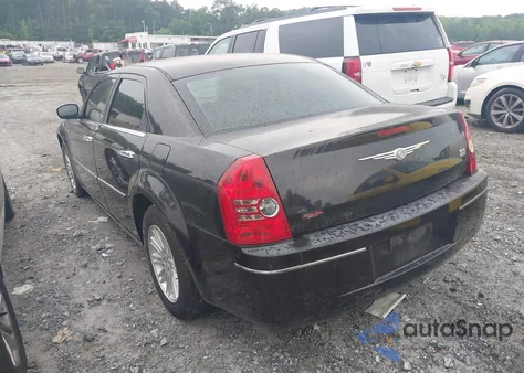 2010 Chrysler 300 Touring из США, поврежденный, VIN 2C3CA4CD9AH173761